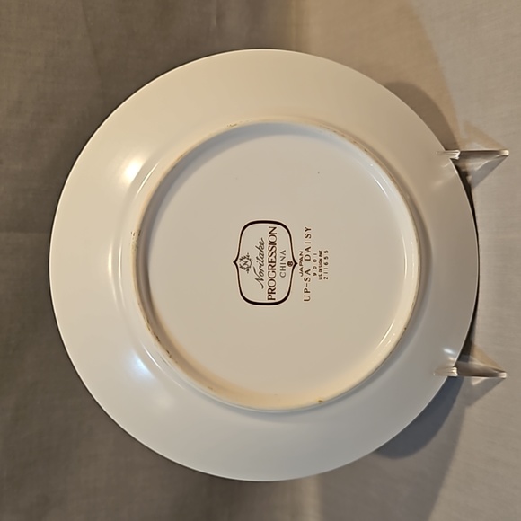 New Noritake Up-Sa Daisy 9001 Bread & Butter Plate - Picture 4 of 6